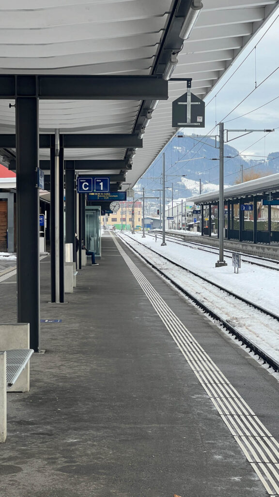 20231205_083407517_iOS