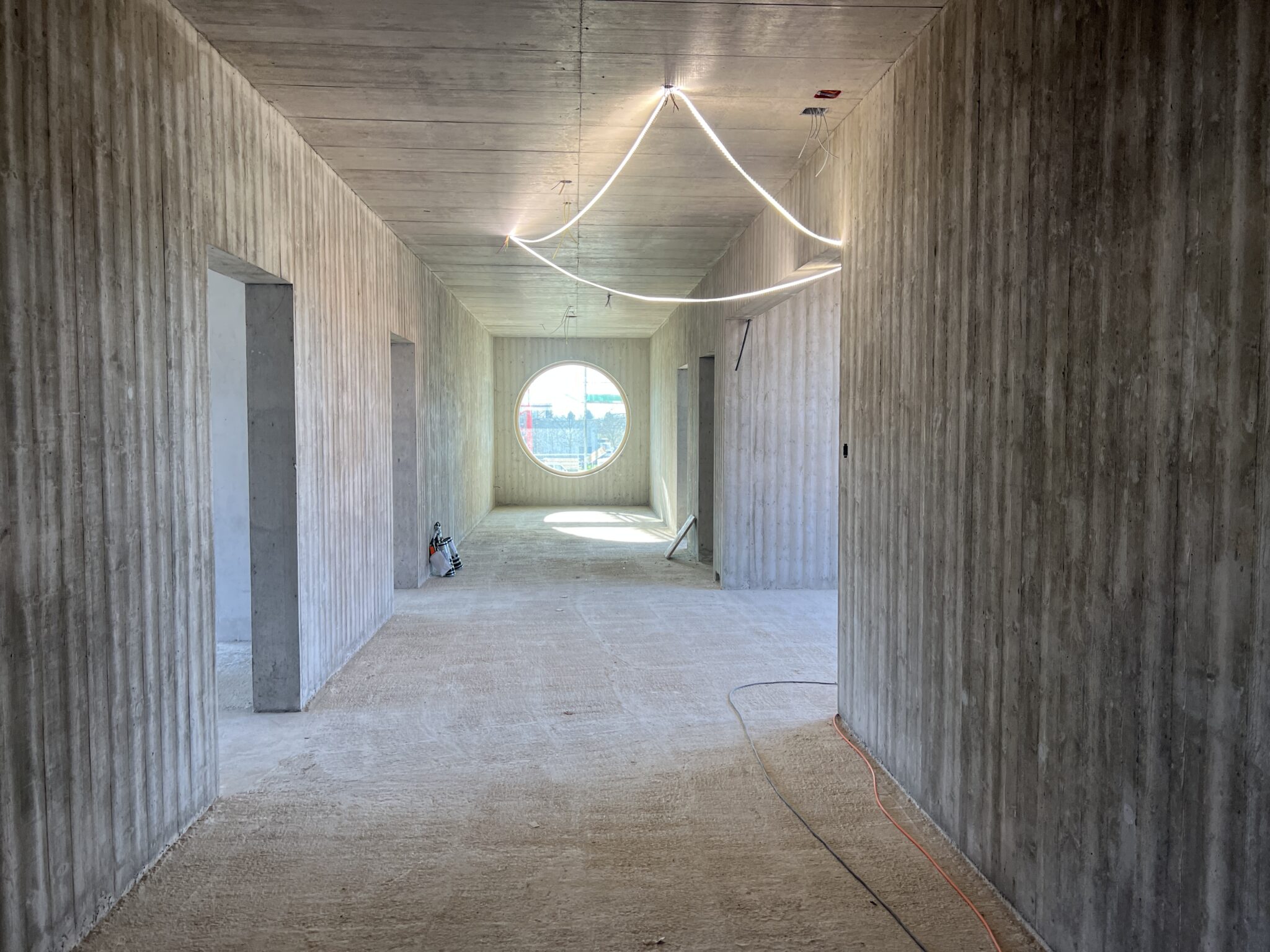 20250403_152254329_iOS