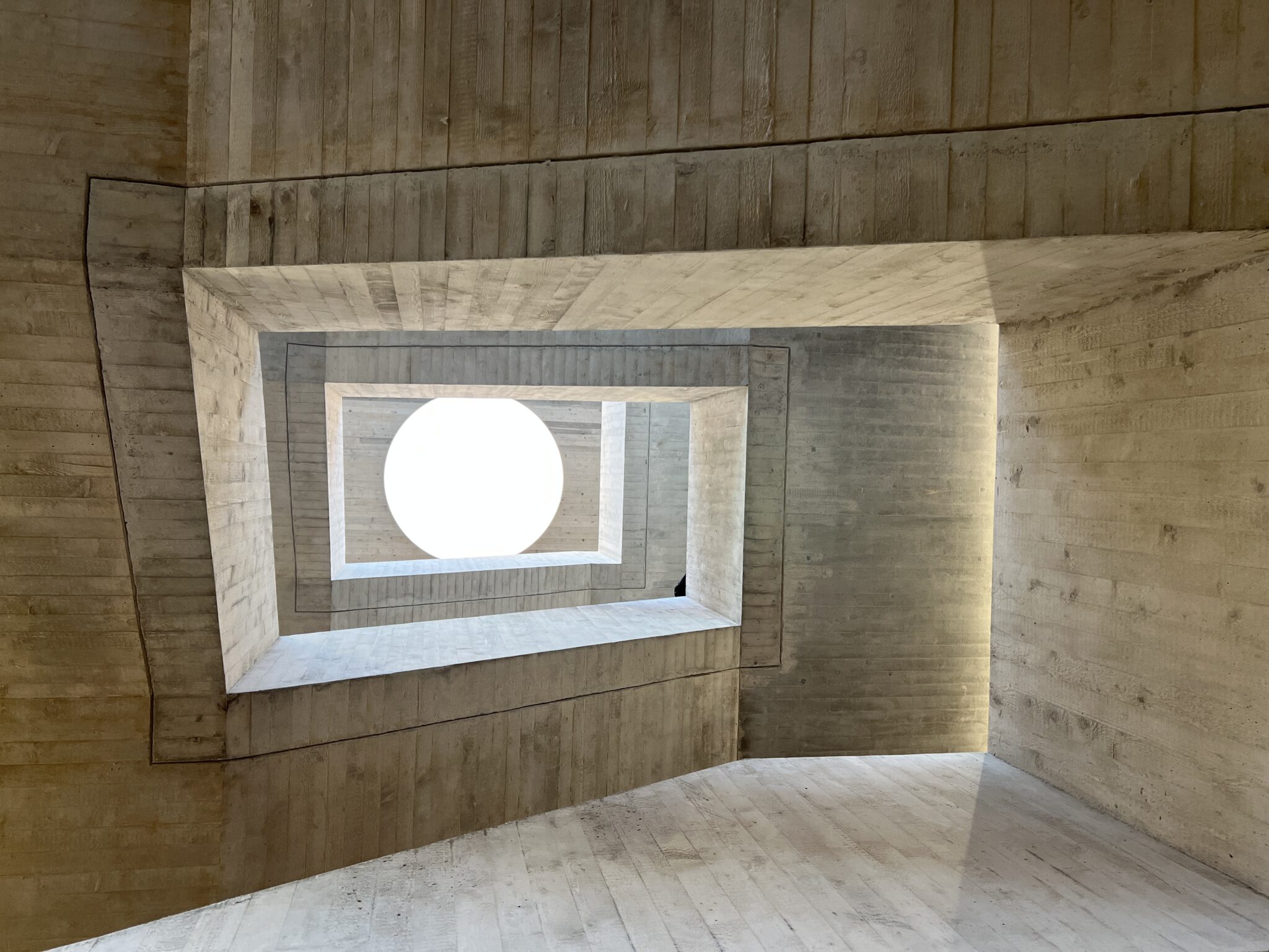 20251111_134859084_iOS